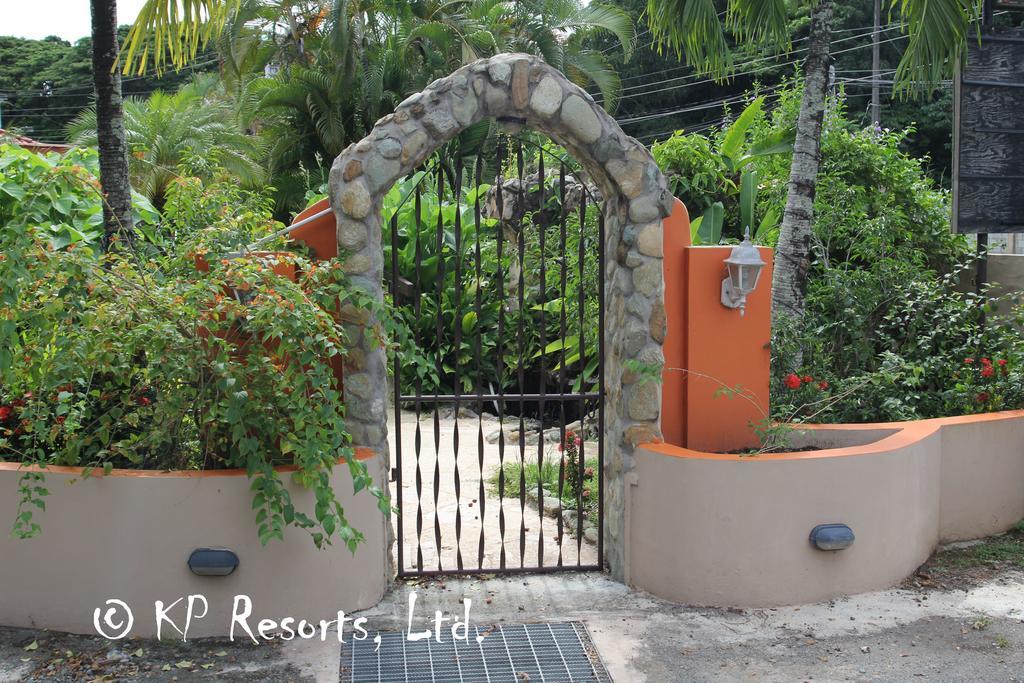 Enchanted Waters Tobago Buccoo エクステリア 写真