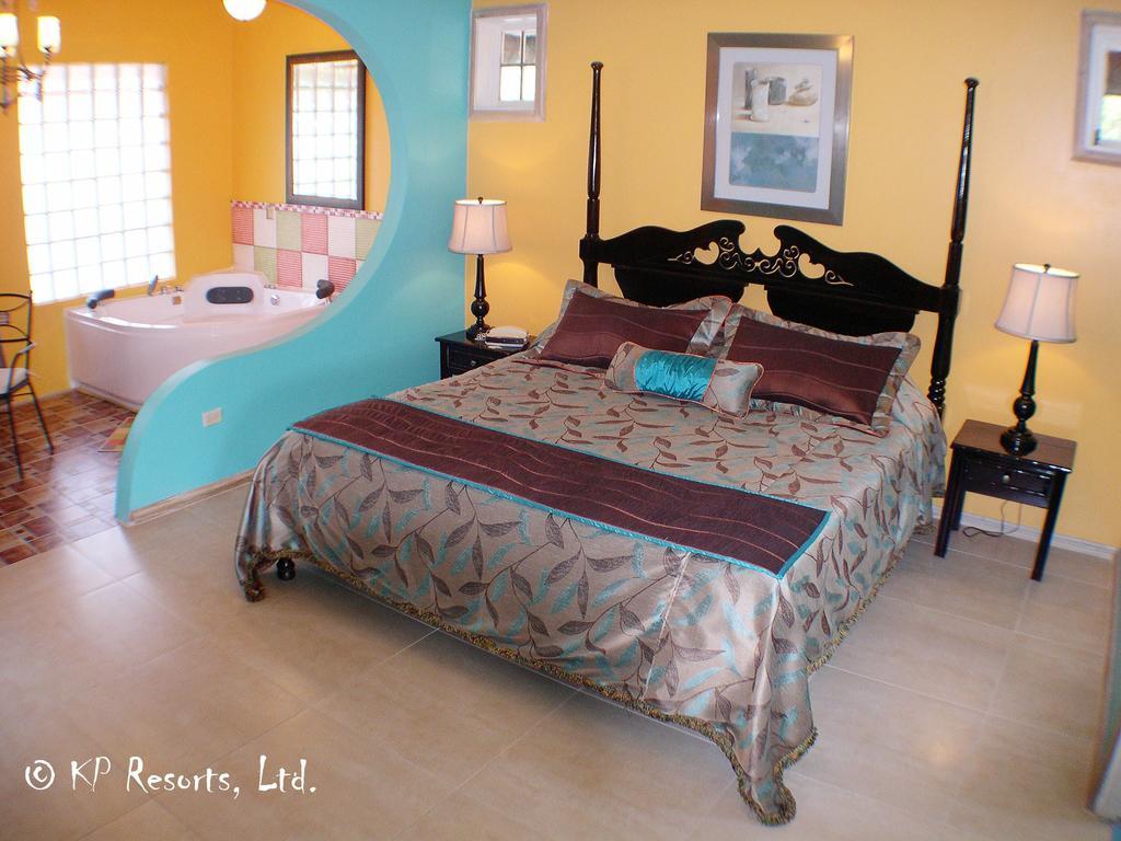 Enchanted Waters Tobago Buccoo 部屋 写真